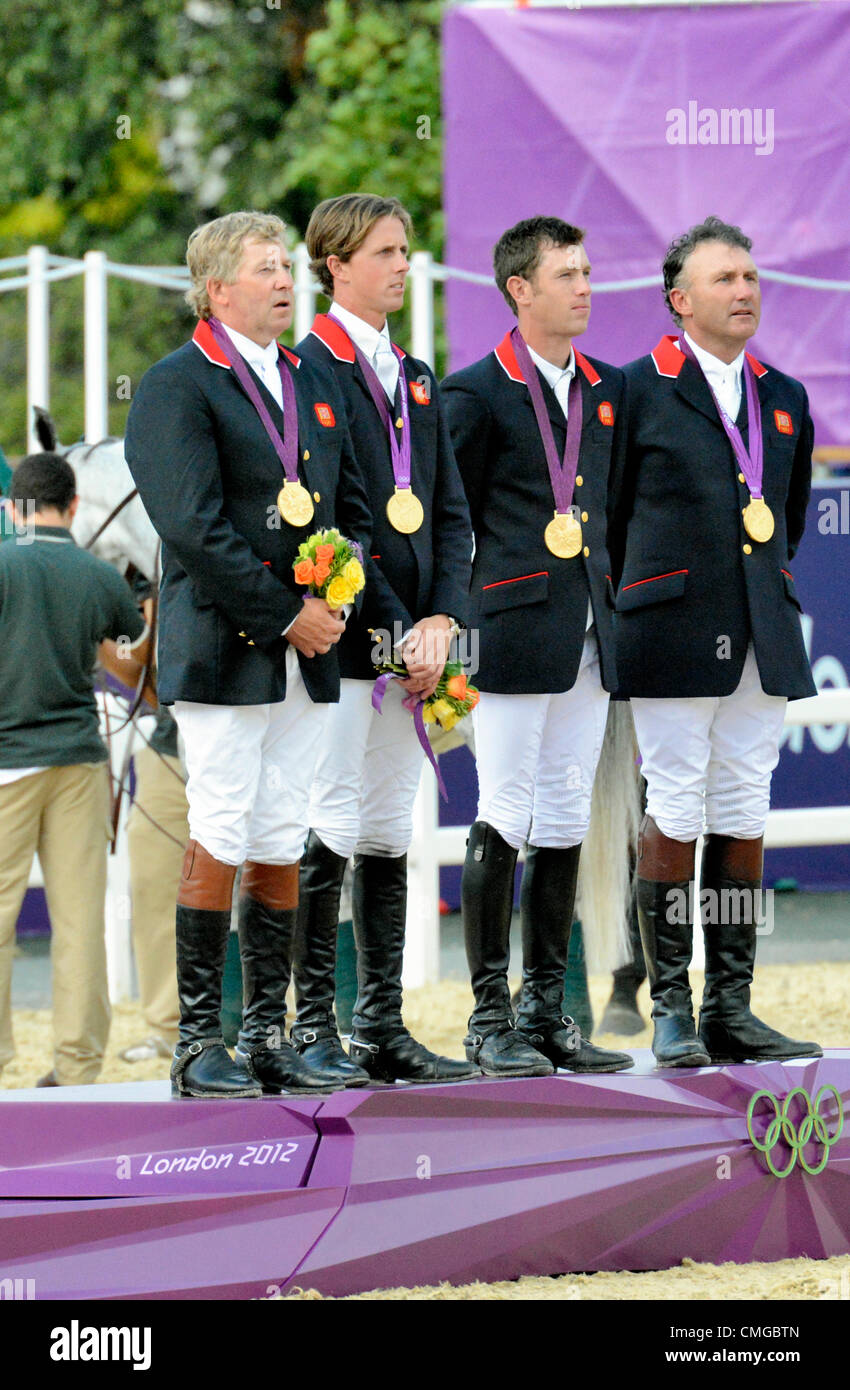 London, UK. 6. August 2012. Greenwich Park. Gold-Medaillengewinner Großbritannien Team Springturnier links nach rechts, Nick Skelton, Ben Maher, Scott Brash, Peter Charles Stockfoto