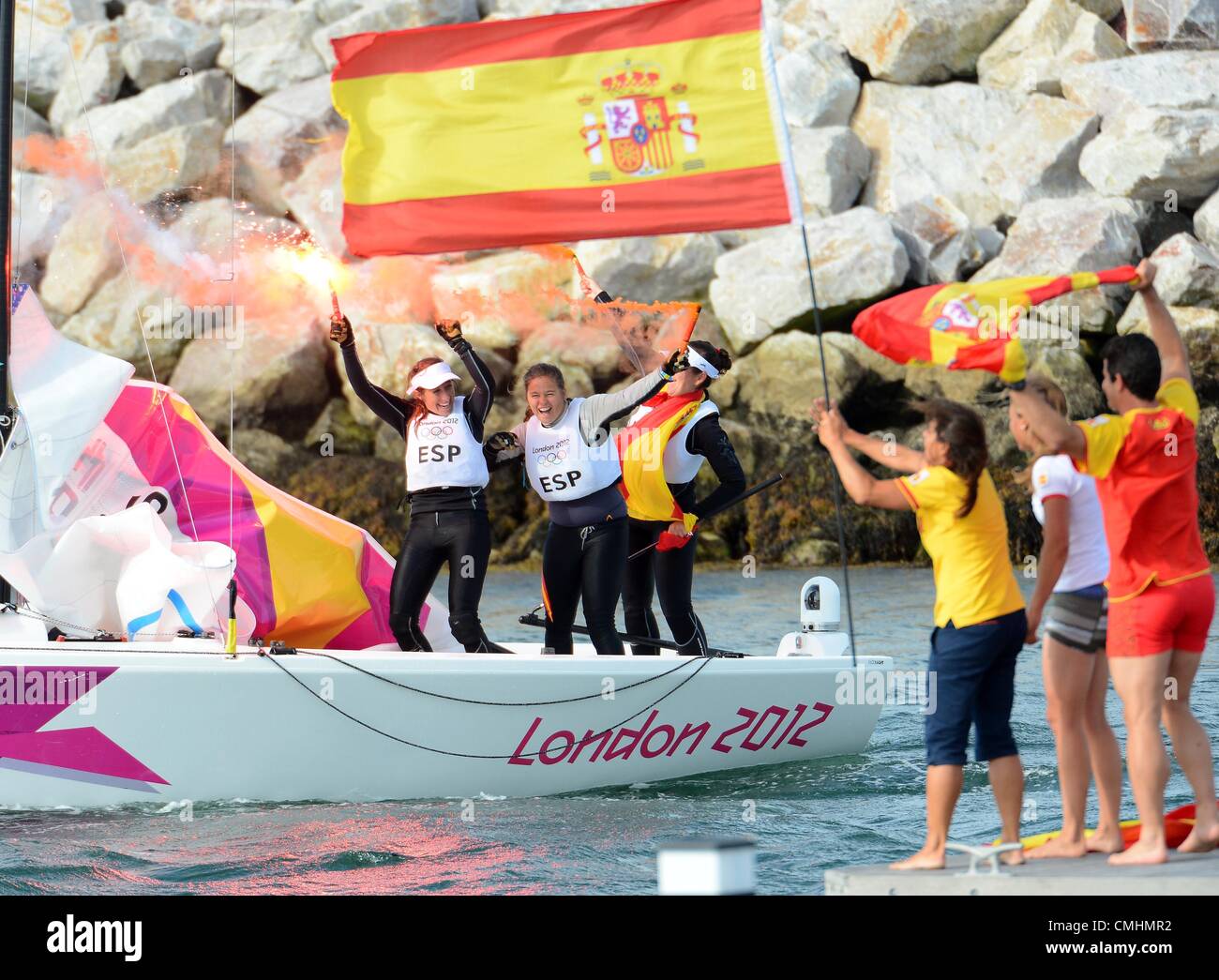 Olympiade 2012 in London, Segeln bei Weymouth & Portland Veranstaltungsort, Dorset, England, UK.  11. August 2012 feiern die Goldmedaille in der Frauen Elliott 6 m Segelklasse Bild Tamara Echegoyen Dominguez, Sofia Toro Prieto Puga und Angela Pumariega Menendez Spaniens: DORSET MEDIA SERVICE Stockfoto