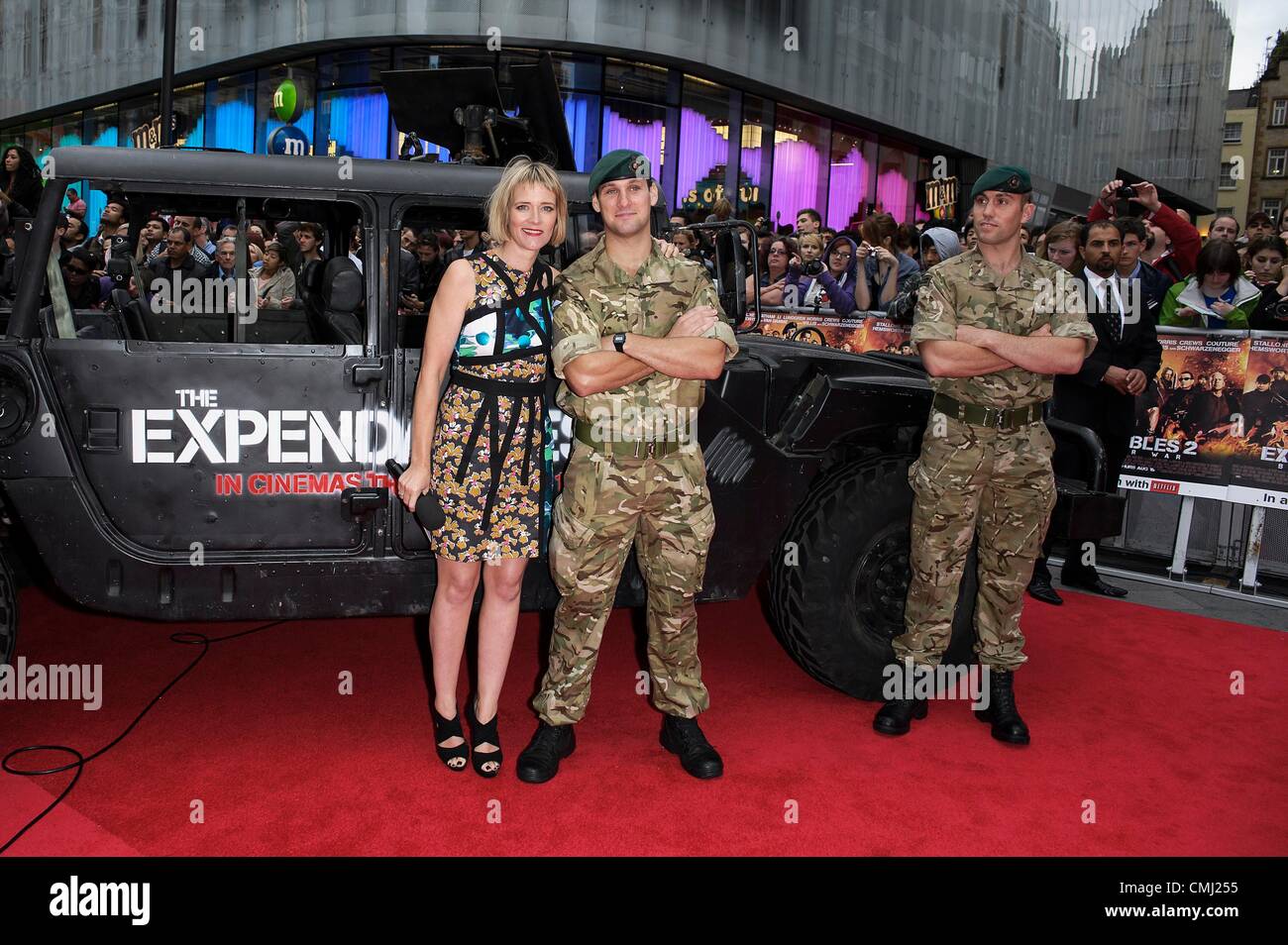 13. August 2012. Edith Bowman besucht UK-Premiere von dem Film Expendables 2 auf 13.08.2012 in The Empire Leicester Square, London. Personen im Bild: Edith Bowman. Bild von Julie Edward Credit: JEP Promi-Fotos / Alamy Live News Stockfoto