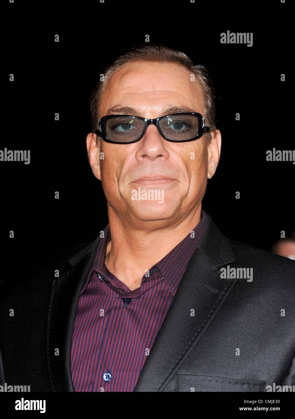 15. August 2012. 15. August 2012. Jean Claude Van Damme im Ankunftsbereich für THE EXPENDABLES 2 Premiere, Graumans Chinese Theatre, Los Angeles, CA 15. August 2012. Foto von: Elizabeth Goodenough/Everett Collection/Alamy Live News/Alamy Live-Nachrichten Stockfoto
