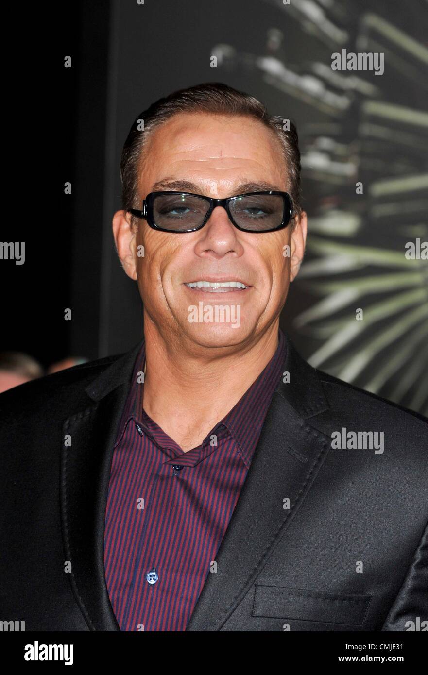 15. August 2012. 15. August 2012. Jean Claude Van Damme im Ankunftsbereich für THE EXPENDABLES 2 Premiere, Graumans Chinese Theatre, Los Angeles, CA 15. August 2012. Foto von: Elizabeth Goodenough/Everett Collection/Alamy Live News/Alamy Live-Nachrichten Stockfoto