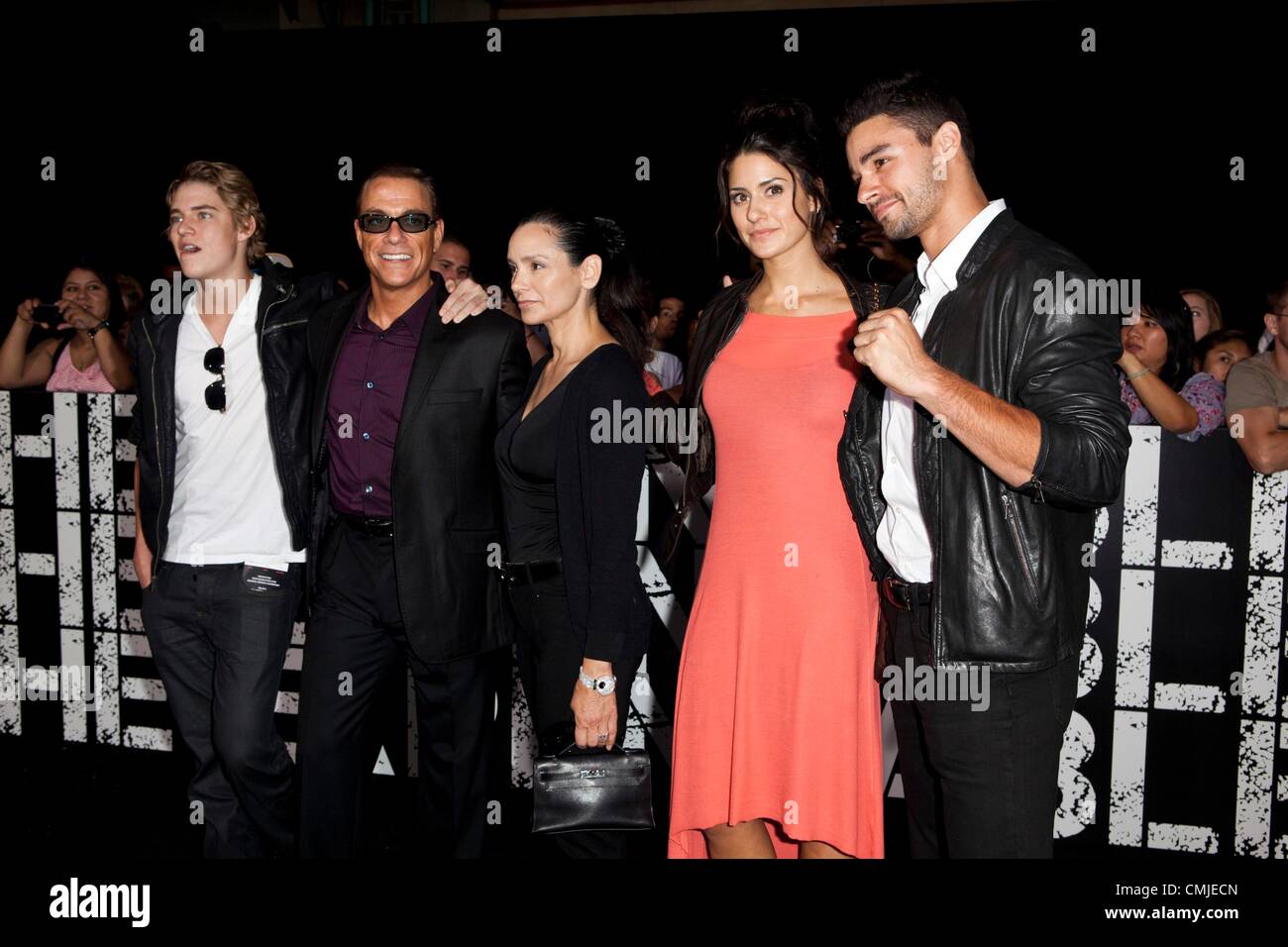 Jean-Claude Van Damme im Ankunftsbereich für THE EXPENDABLES 2 Premiere, Graumans Chinese Theatre, Los Angeles, CA 15. August 2012. Foto von: Emiley Schweich/Everett Collection Stockfoto