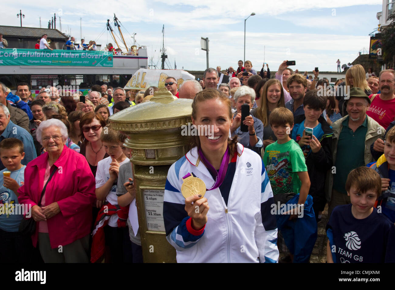 Helen Glover (Gold Medalist Ruderer) paradieren durch Penzance Stockfoto