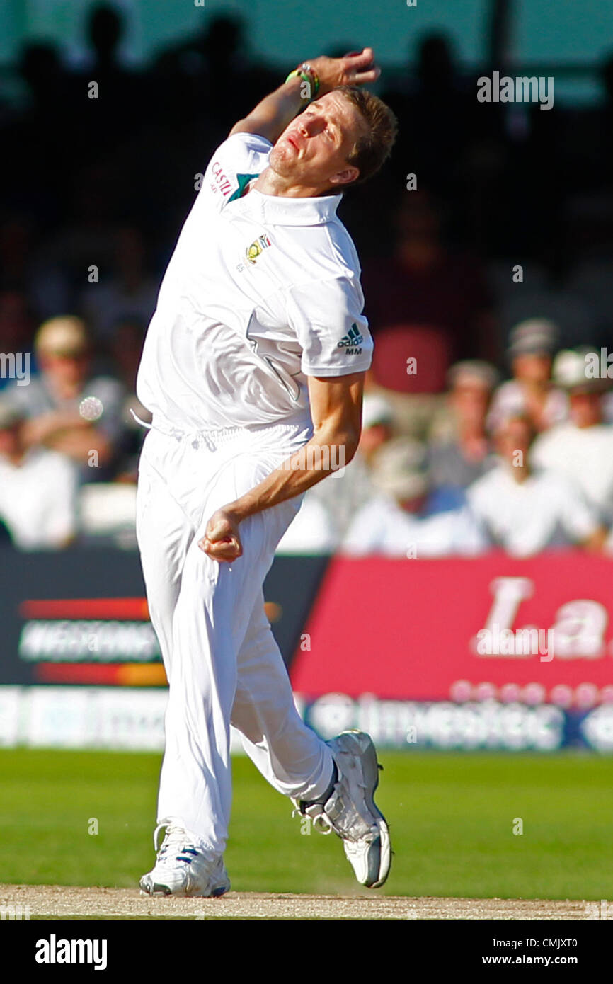 19.08.2012 London, England. Südafrikas Morne Morkel bowling während der dritten Investec Cricket Test Länderspiel zwischen England und Südafrika, spielte an der Lords Cricket Ground: obligatorische Kredit: Mitchell Gunn Stockfoto