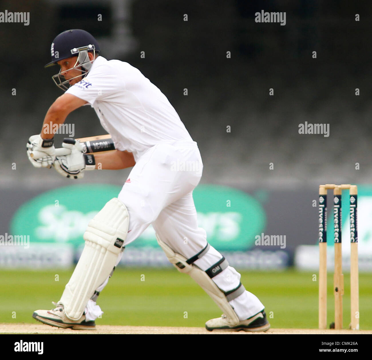 20.08.2012-London, England. Englands Jonathan Trott während der dritten Investec Cricket Test Länderspiel zwischen England und Südafrika, spielte an der Lords Cricket Ground: obligatorische Kredit: Mitchell Gunn Stockfoto