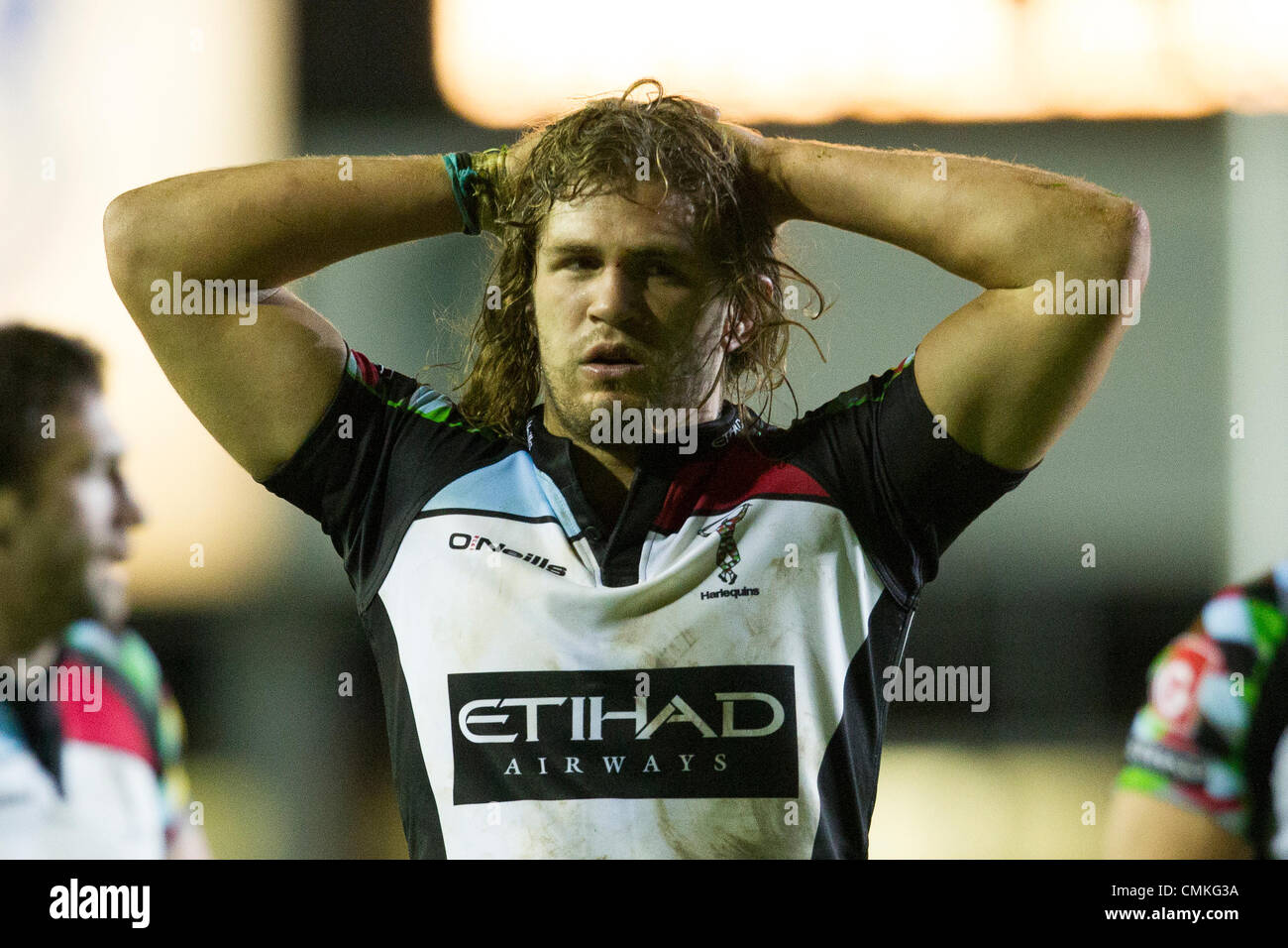 Leicester, UK. 2. November 2013.  Tom Gast Harlequins rues ein Domino. Aktion von der Aviva Premiership-match zwischen Leicester Tigers und Harlekine an der Welford Road, Leicester auf Samstag, 2. November 2013 gespielt. Bildnachweis: Graham Wilson / Pipeline-Bilder / Alamy Live News Stockfoto