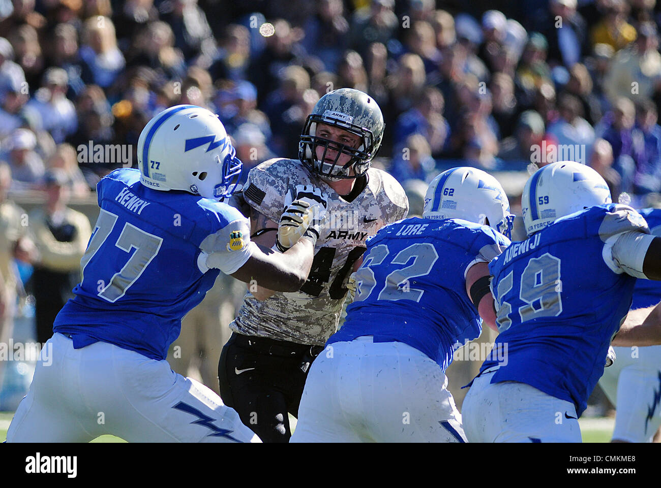 Colorado Springs, Colorado, USA. 2. November 2013. Militärakademie Match-Up zwischen der Army Black Knights und die Air Force Academy Falcons an Falcon Stadium, US Air Force Academy, Colorado Springs, Colorado. Air Force Armee besiegt 42-28 Credit: Csm/Alamy Live-Nachrichten Stockfoto