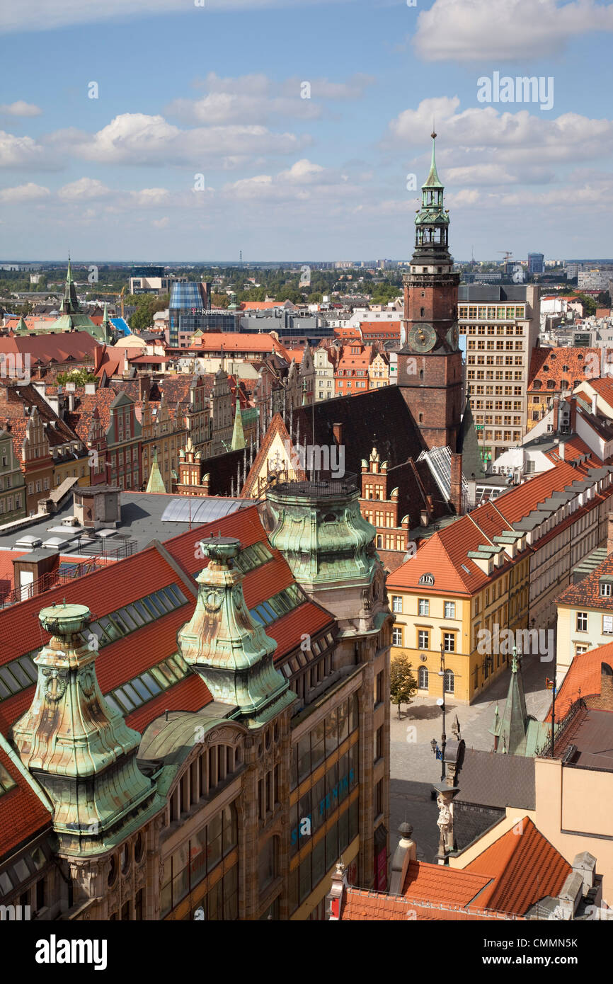 Dächer der Altstadt von Marii Magdaleny Kirche, Breslau, Schlesien, Polen, Europa betrachtet Stockfoto