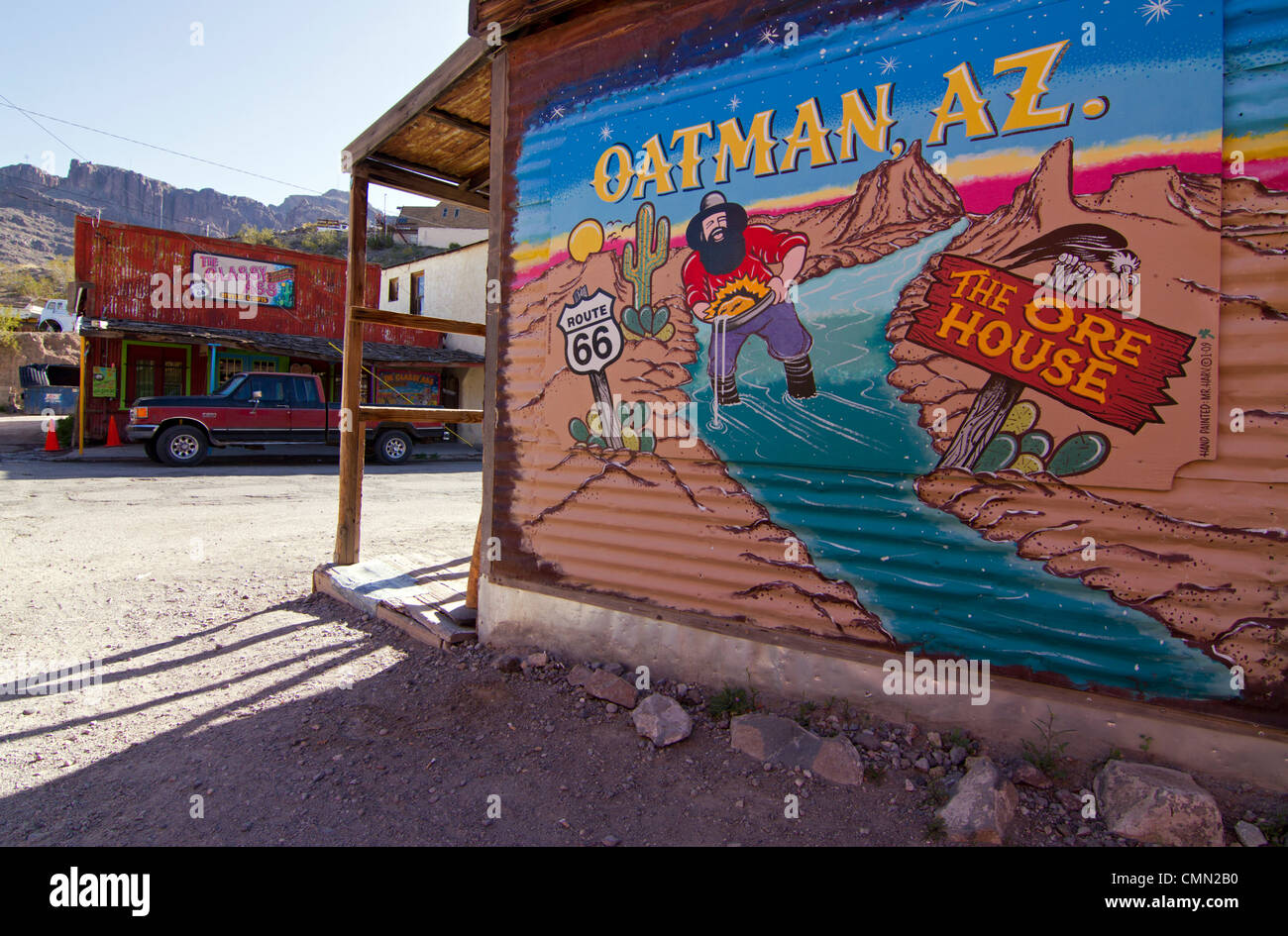 Oatman, Arizona, einer typischen ehemaligen Bergbaustadt in West Amerika befindet sich entlang der historischen Straße 66, jetzt ein Touristenziel. Stockfoto