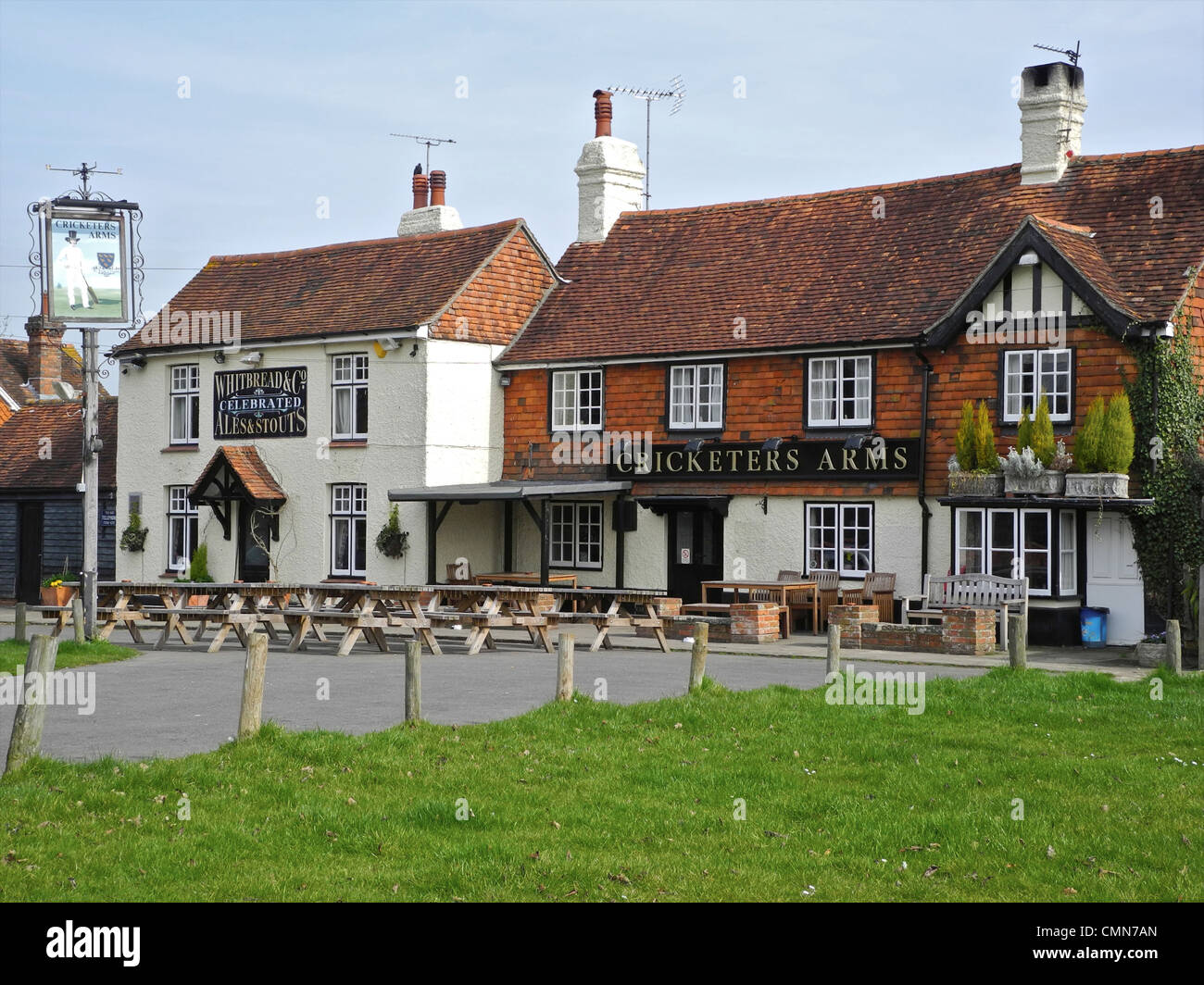 Das Cricketers Arms Public House in Wisborough Green, West Sussex. Stockfoto