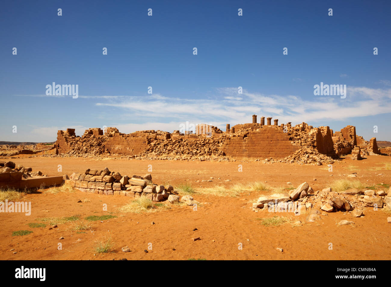 Tempel 100 große Gehäuse, Musawwarat es Sufra, Sudan, Nordafrika Stockfoto