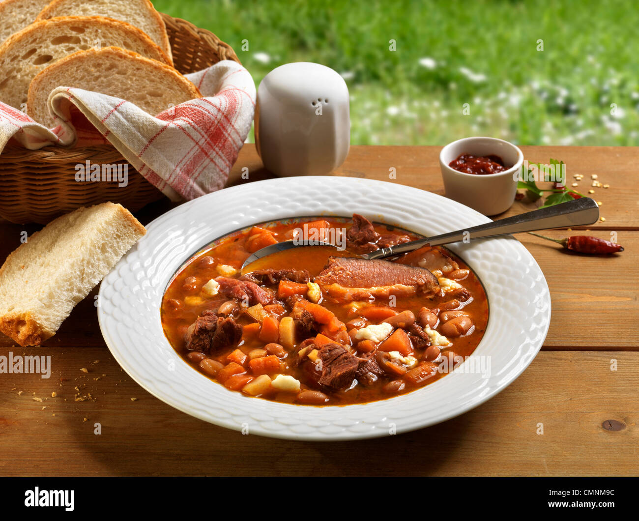 Puten gulasch -Fotos und -Bildmaterial in hoher Auflösung – Alamy