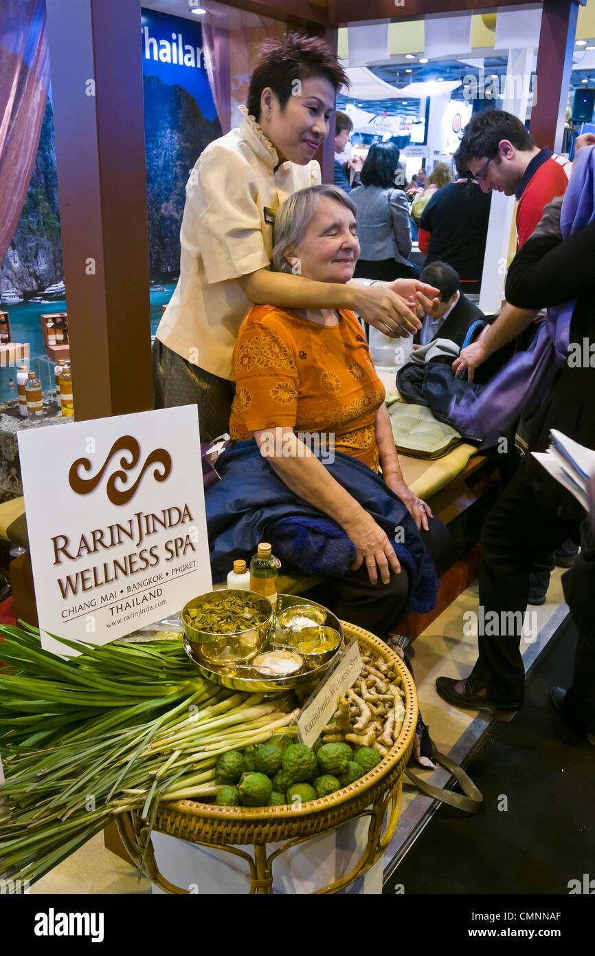Thai-massage Thailand International Tourism Show 2012 Paris Stockfoto