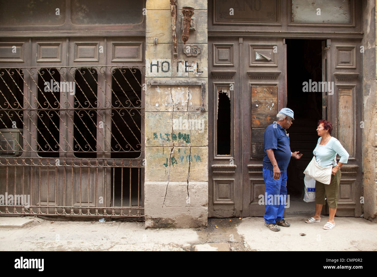 Altes Hotelgebäude in Alt-Havanna-Kuba Stockfoto