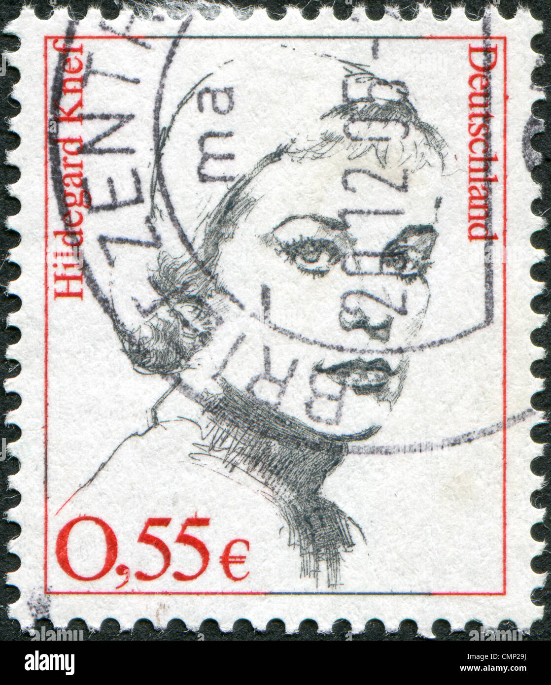 Deutschland - ca. 2002: Eine Briefmarke gedruckt in Deutschland, zeigt die Schauspielerin Hildegard Knef, ca. 2002 Stockfoto