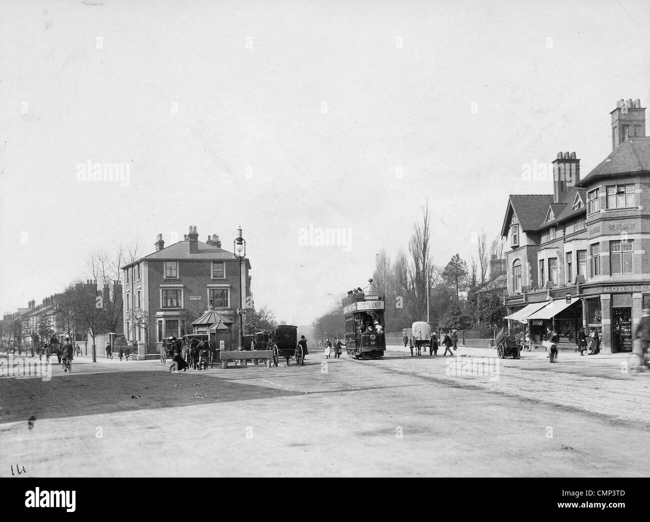 Kapelle Ash, Wolverhampton, ca. 1902. Ein Wolverhampton Corporation besaß Straßenbahn (Nr. 22) und Pferdefuhrwerke auf Kapelle Asche Stockfoto