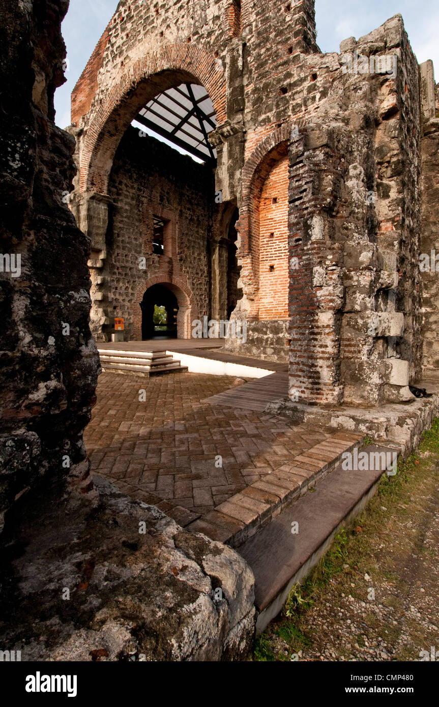 Ruinen der Konzeption Nonnen-Kloster in Panama Viejo Stockfoto