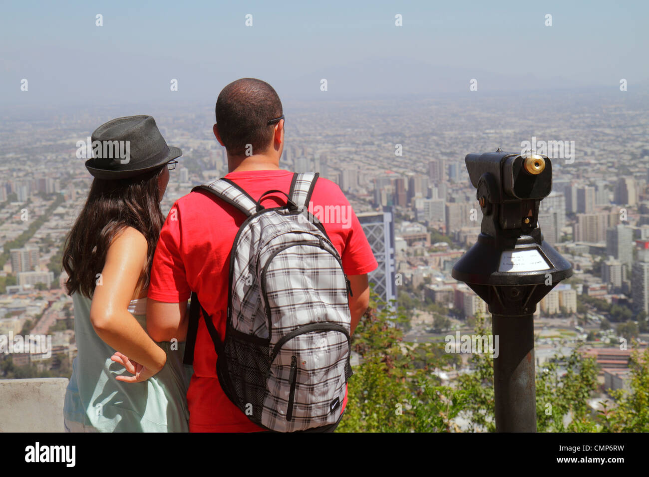 Santiago Chile,Cerro San Cristobal,Terraza Bellavista,Blick von,Providencia,landschaftlich reizvoller Blick,Skyline der Stadt,Gebäude,Hochhaus Wolkenkratzer bui Stockfoto