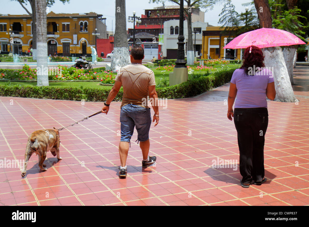 Lima Peru, Barranco District, Parque Municipal, Stadtpark, Promenade, Landschaftsgestaltung, Hispanic Latino ethnische Einwanderer Minderheit, Erwachsene Erwachsene Stockfoto