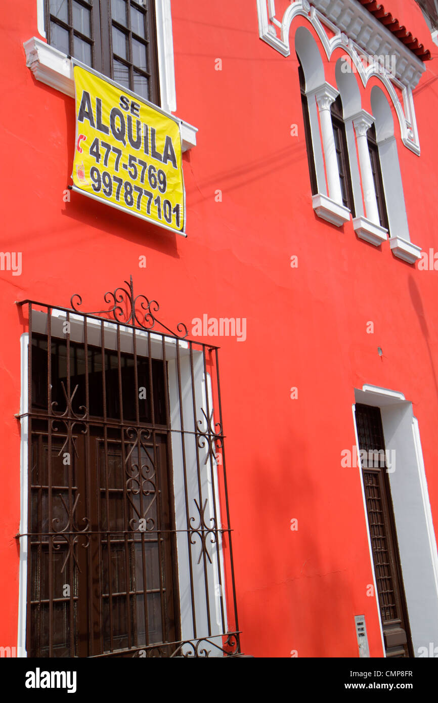 Lima Peru, Barranco District, Calle Colon, Wohngegend, Haus Häuser Häuser Residenz, Fassade, außen, schmiedeeiserne Fensterbars, tun Stockfoto
