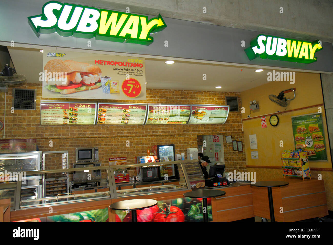 Lima Peru, Estacion Central, Bahnhof, Metropolitano Bus Line, Verkehrsknotenpunkt, Restaurants, Restaurants Essen Essen Essen Essen Essen gehen Cafe Cafés Bistro, su Stockfoto