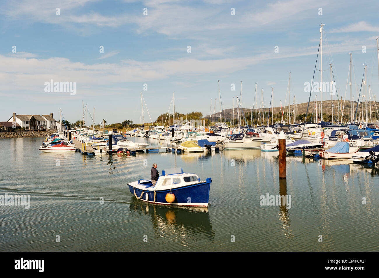 Conwy Quays Marina an der Mündung des Flusses Conwy, Gwynedd, Nordwales, UK Stockfoto