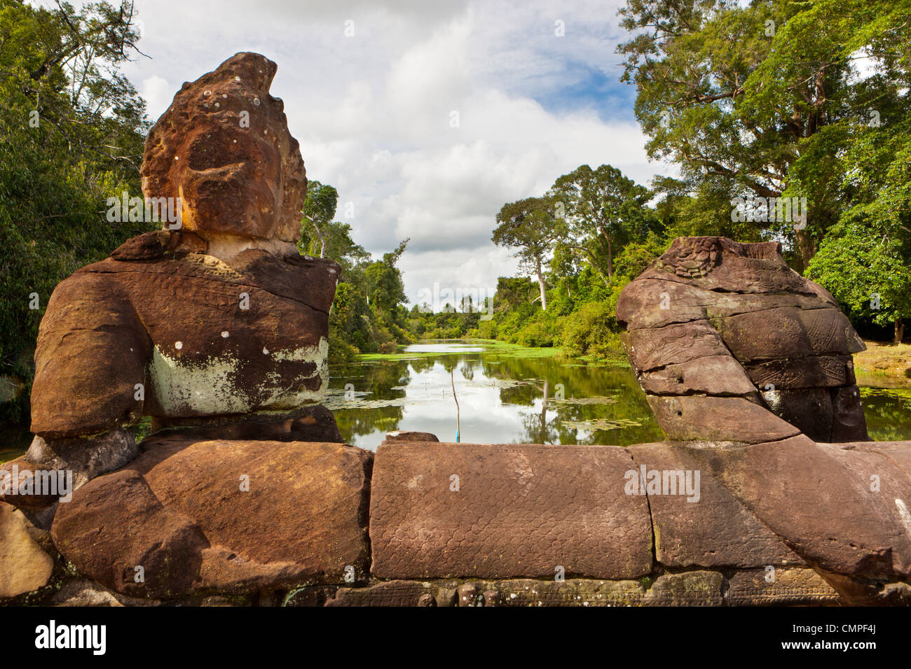 Westtor, Preah Khan, erbaut im 12. Jahrhundert für König Jayavarman VII., liegt nordöstlich von Angkor Thom, Stockfoto