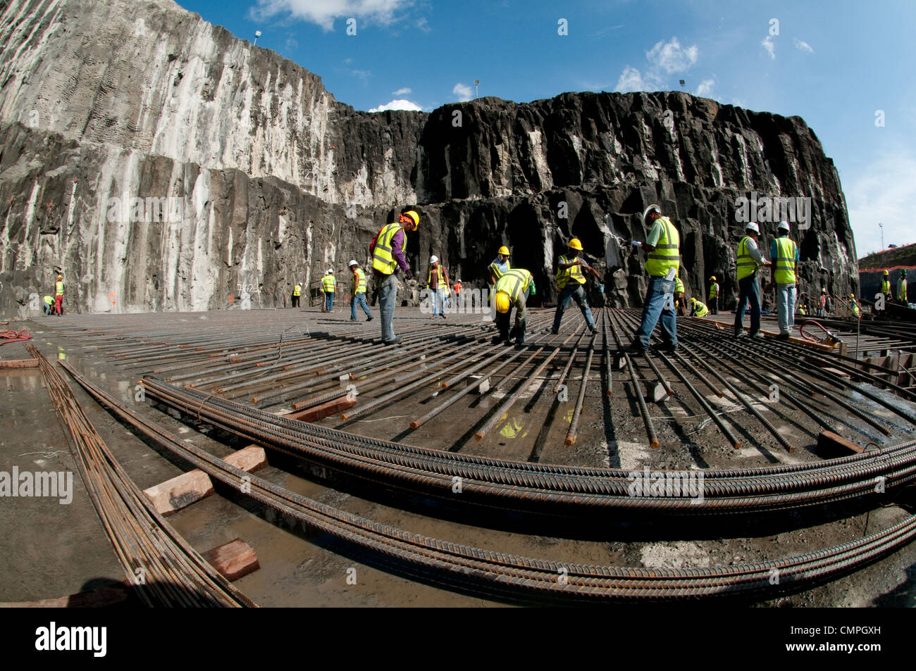 Arbeiter im Dienst an Ausgrabungen des Panama-Kanals Stockfoto