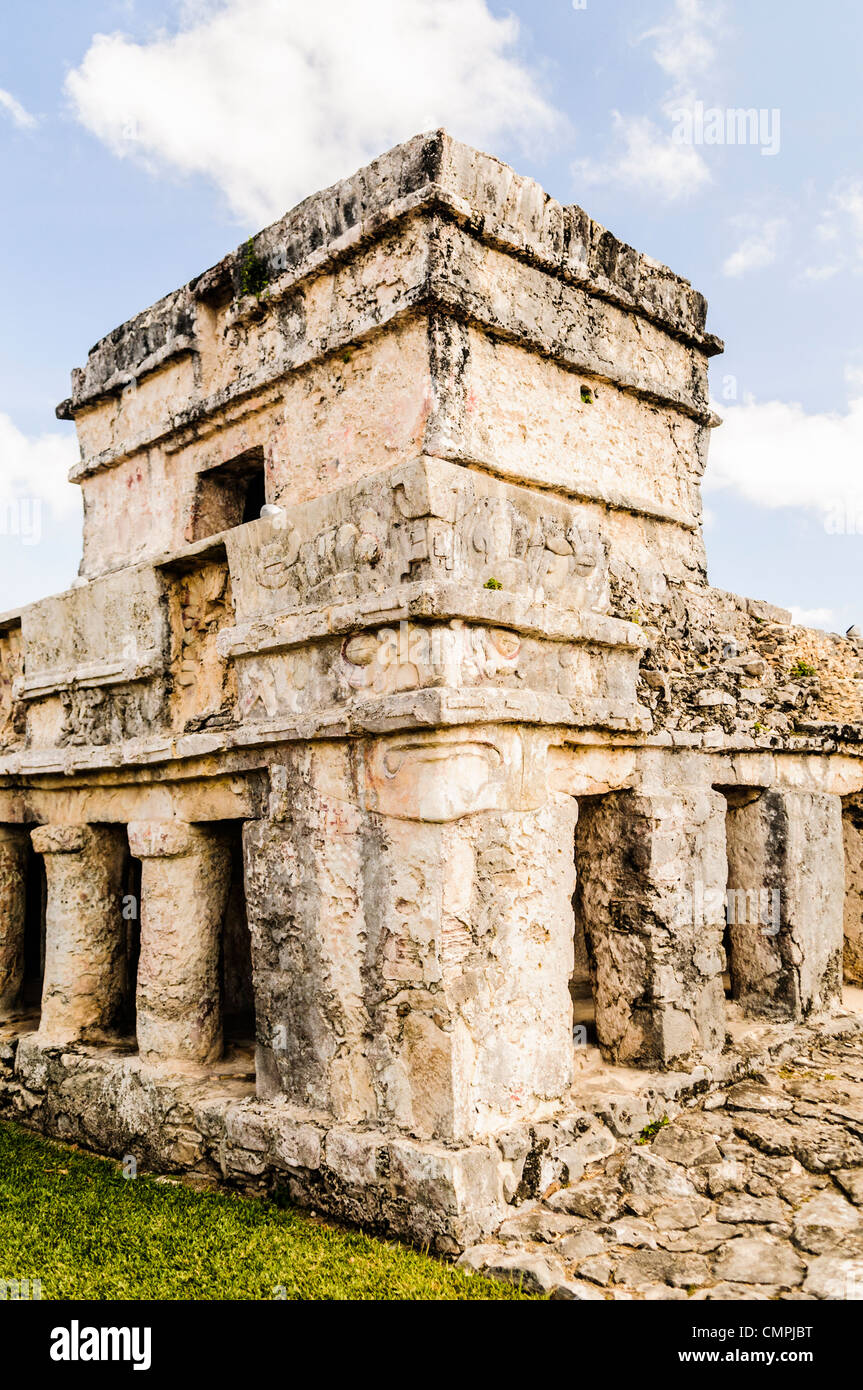 Tempel der Fresken Struktur der Maya-Zivilisation Ruinen von Tulum an der mexikanischen Riviera Maya Küste. Stockfoto