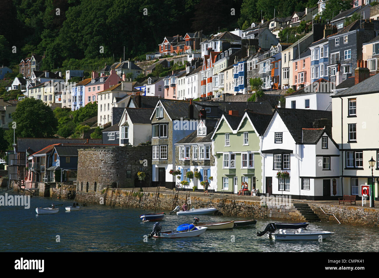 Die bunten und historische Waterfront Eigenschaften bei Bayards Cove, Dartmouth, Devon, England, UK Stockfoto