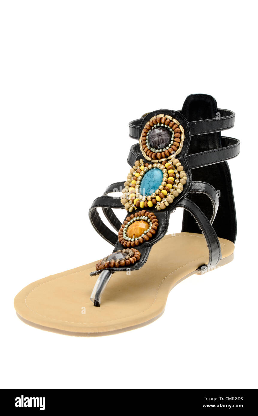 Damen römischen Stil Modische Sandale mit Edelstein Deko - Studio gedreht auf weißem Hintergrund Stockfoto