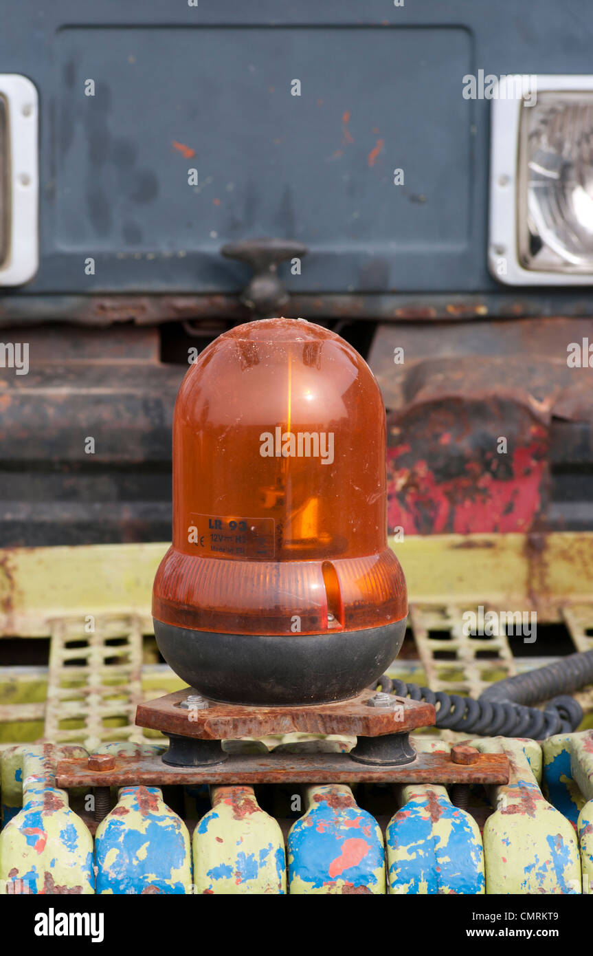 Orange Fahrzeug blinkende Warnleuchte Stockfoto