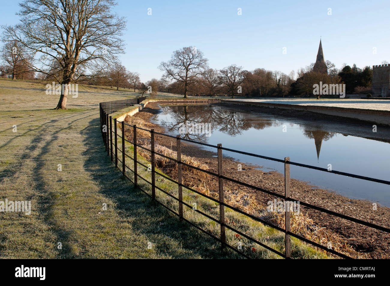 Broughton Park im Winter, Oxfordshire, England, UK Stockfoto