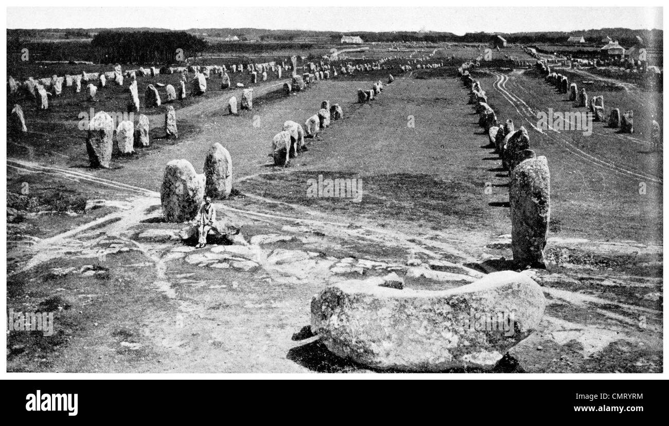 1923-Megalithen standing Stones in Carnac, Bretagne, Frankreich Stockfoto