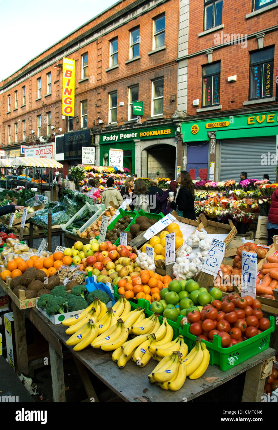 Die berühmten Moore Street Obst und Gemüse Markt im Stadtzentrum von  Dublin, Irland Stockfotografie - Alamy