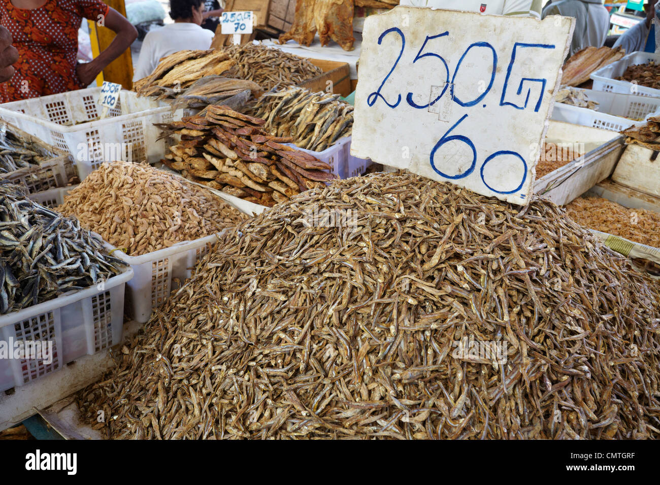 Sri Lanka - Colombo, getrocknet und gesalzen Fisch auf dem Markt Stockfoto