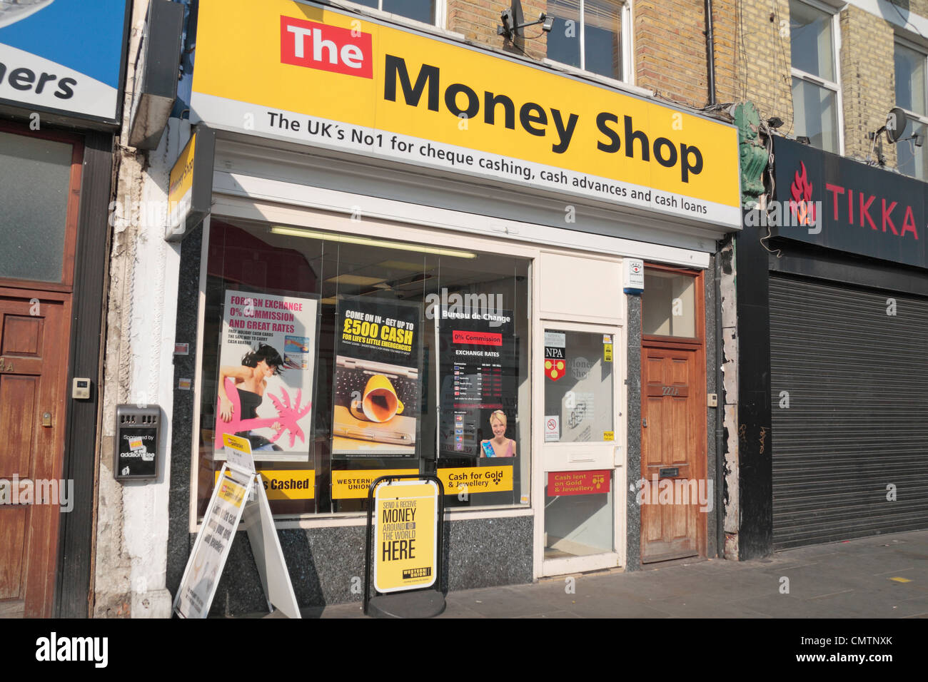 Der Geld-Shop auf Uxbridge Road, Shepherds Bush, West-London, UK. Stockfoto