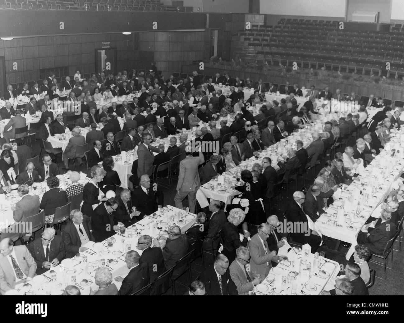 Bankett, Goodyear Reifen & Rubber Company (Großbritannien) Ltd., Wolverhampton, 27668. Ein Bankett in der Stadthalle statt, Stockfoto