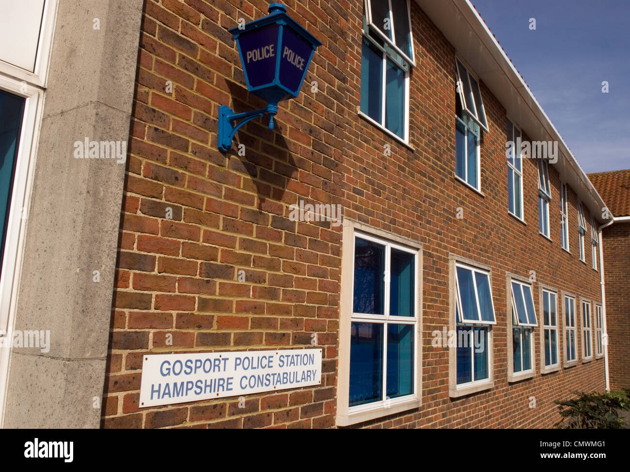 Exterieur der Polizeistation, Gosport, Hampshire, UK. Stockfoto