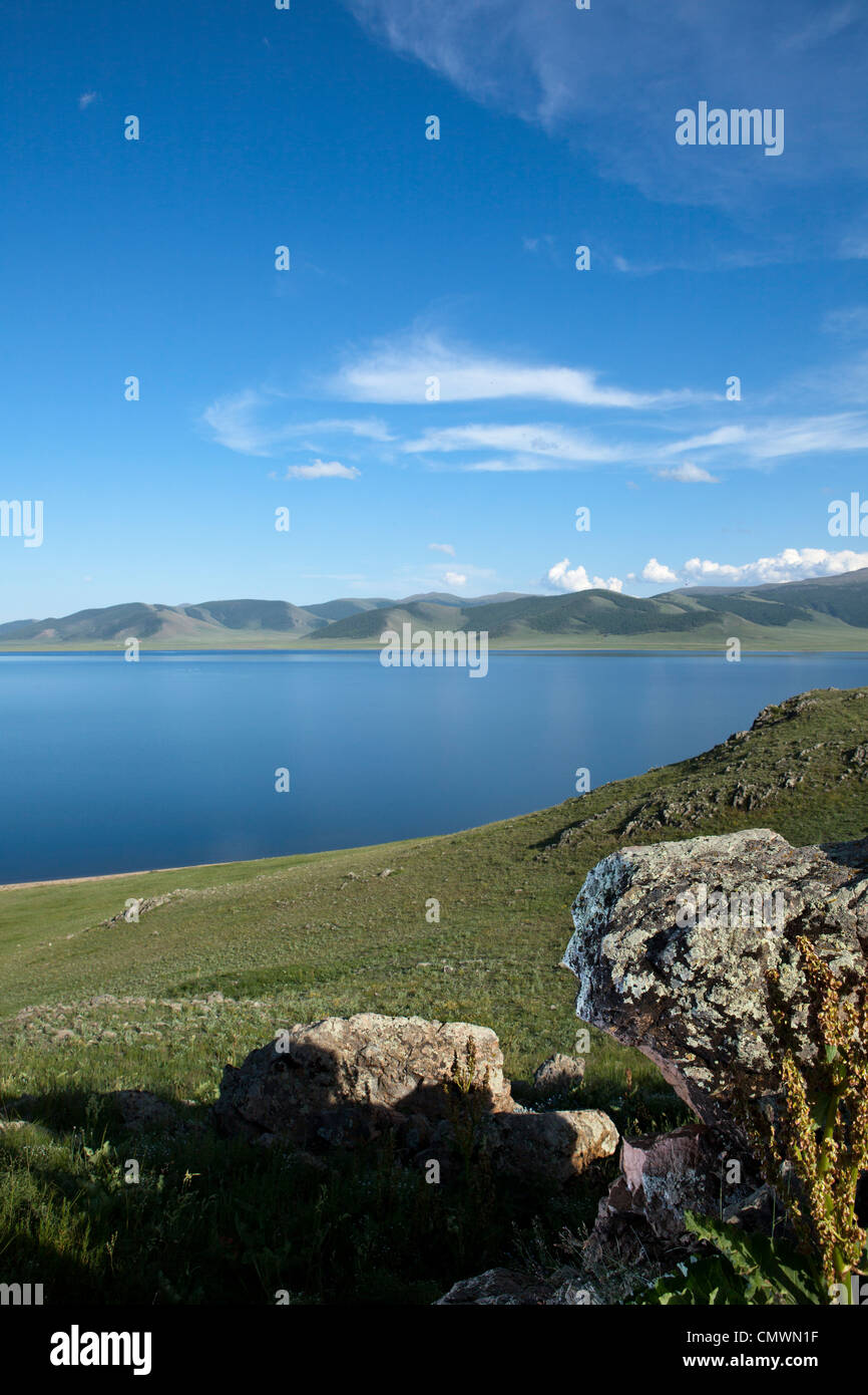 Landschaft von Great White Lake (Terkhiin Tsagaan Nuur), Mongolei Stockfoto