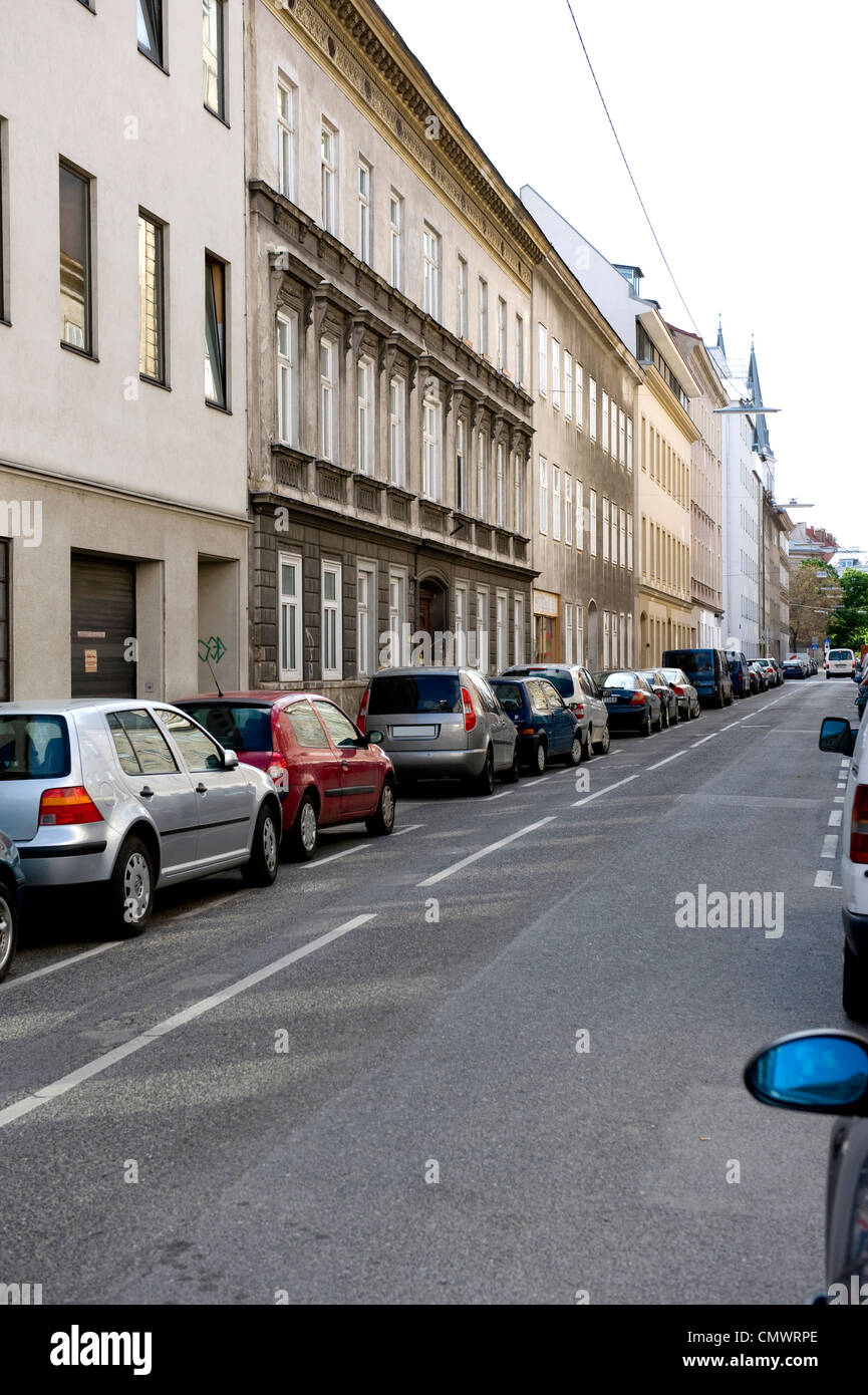 Eine europäische Straße in Köln, Deutschland. Stockfoto