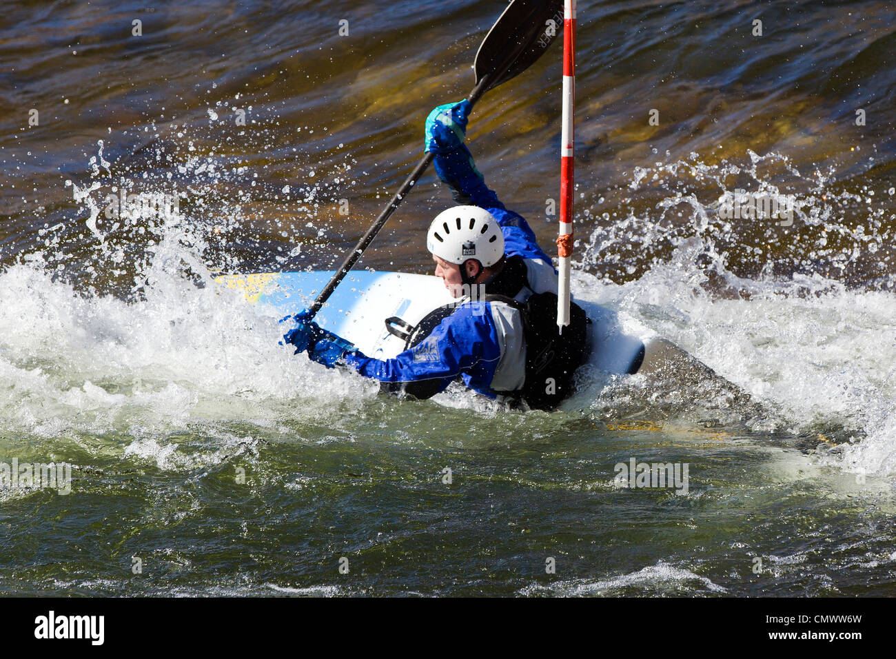 Wildwasser-Kajak-Slalom-Rennen, Arkansas River, Salida, Colorado, USA Stockfoto