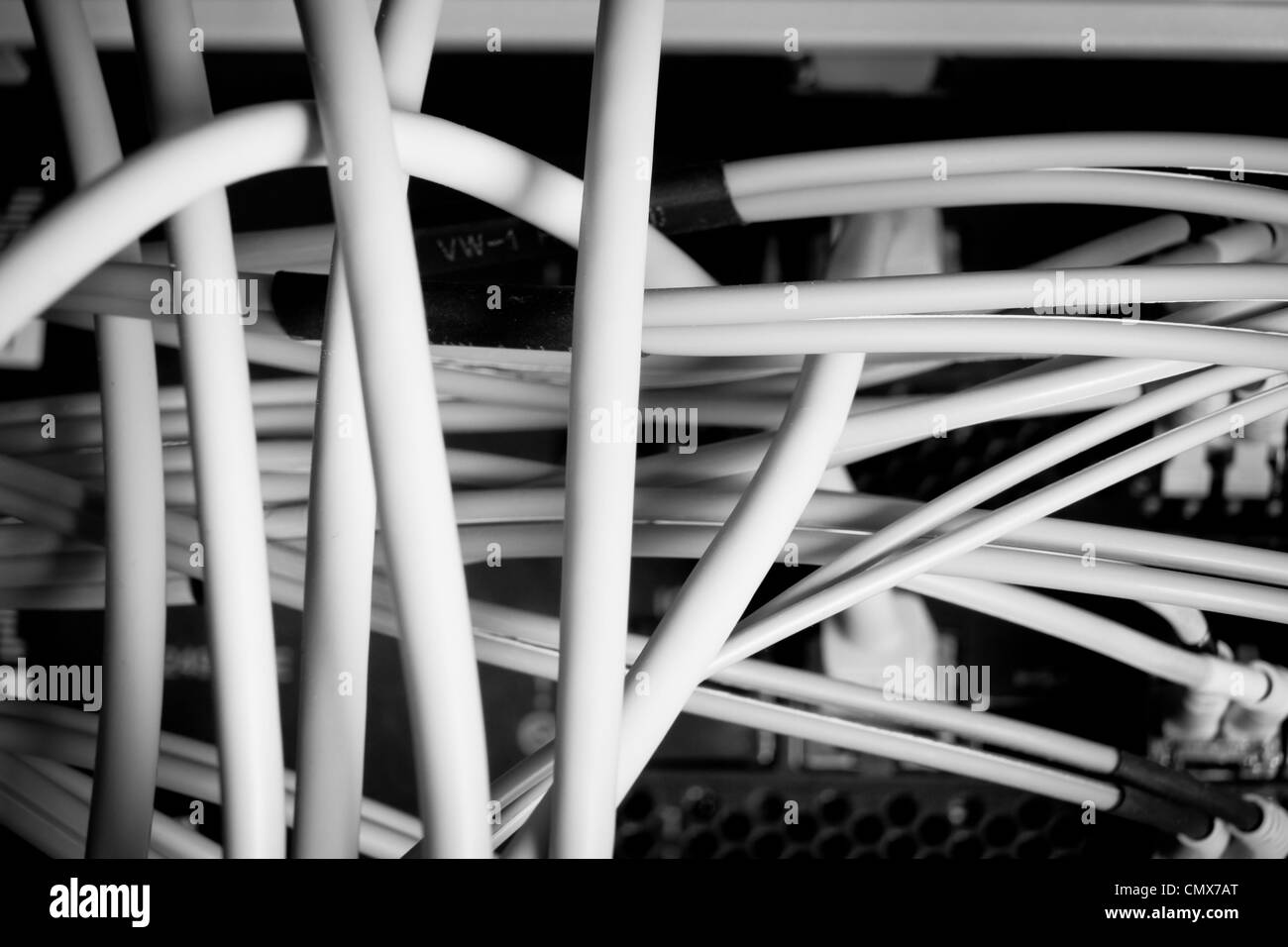 Netzwerk-Kabel an den Hub angeschlossen Stockfoto