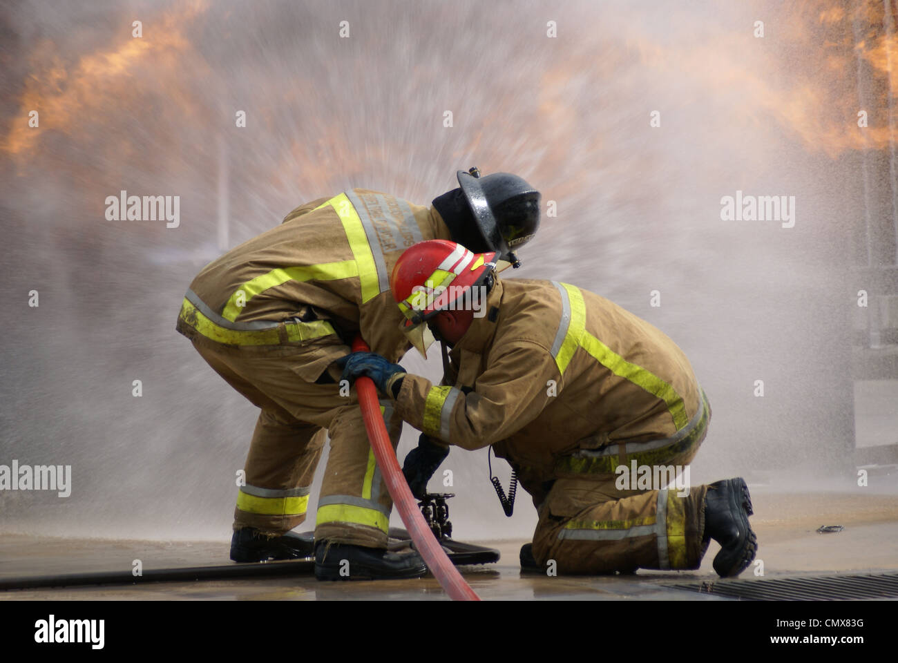 Feuerwehrleute bei Vorfall Stockfoto