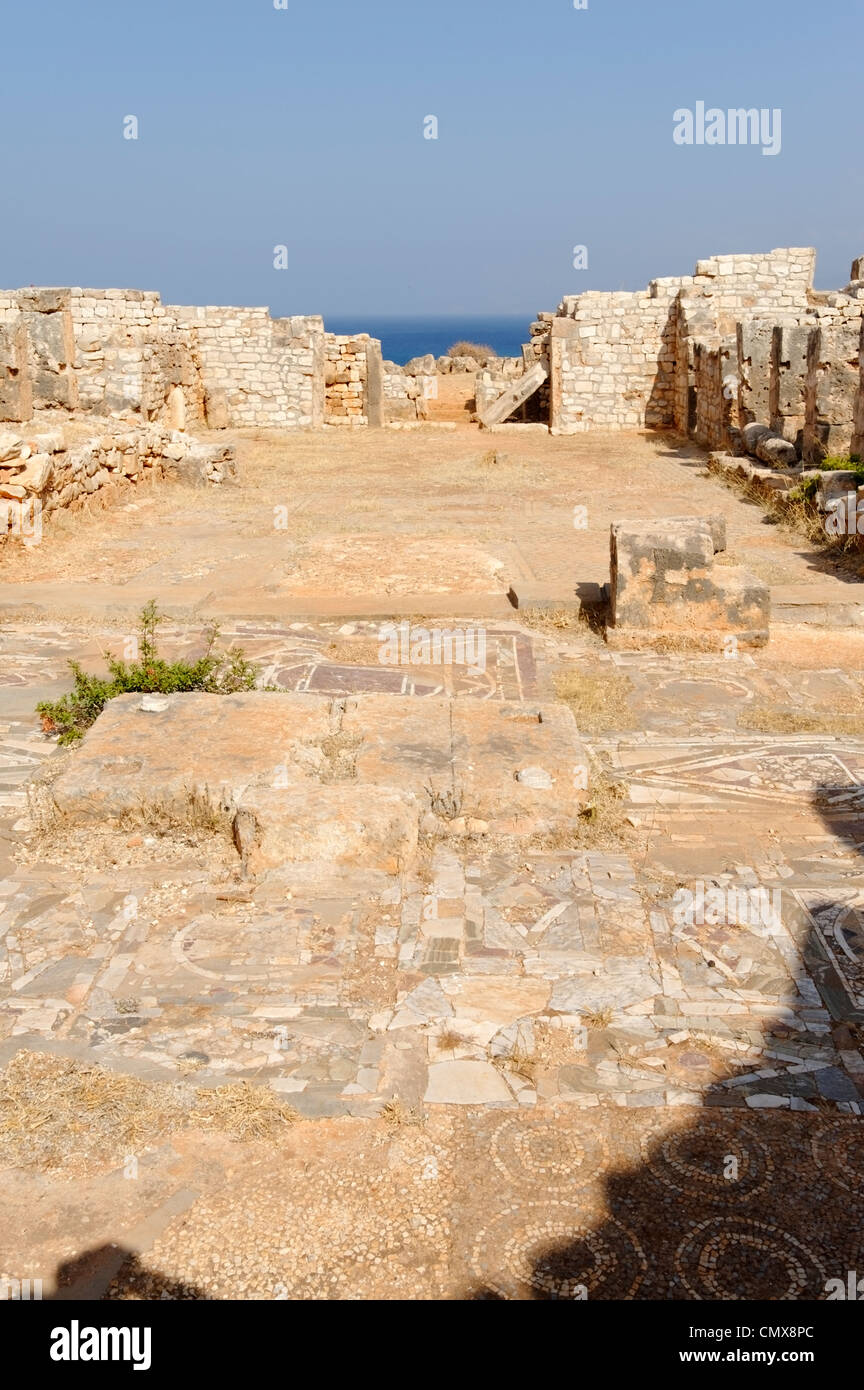 Ras Al-Hillal. Libyen. Blick auf die Ruinen der byzantinischen Kirche auf Befehl des byzantinischen Kaisers Justinian erbaut Stockfoto