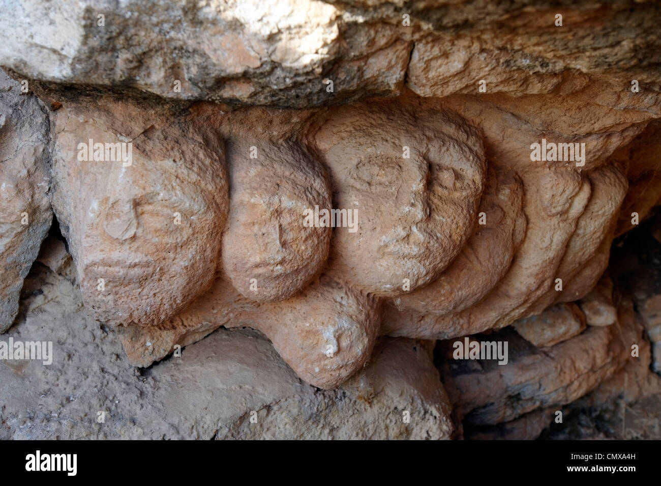 Slonta. Libyen. Blick auf den einzigartigen Felsen Skulpturen auf einen religiösen Kult Heiligtum von den Eingeborenen libyschen Bevölkerung. Stockfoto