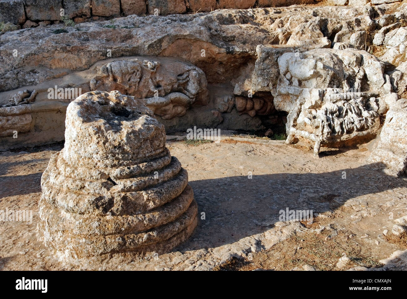 Slonta. Libyen. Blick auf den einzigartigen Felsen Skulpturen auf einen religiösen Kult Heiligtum von den Eingeborenen libyschen Bevölkerung. Stockfoto