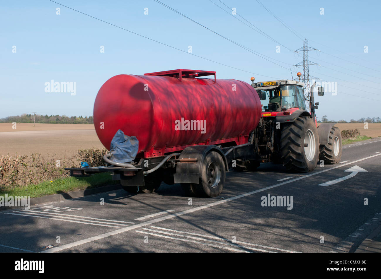 Rasende Traktor (1 Sequenz von 4 Fotos) Stockfoto