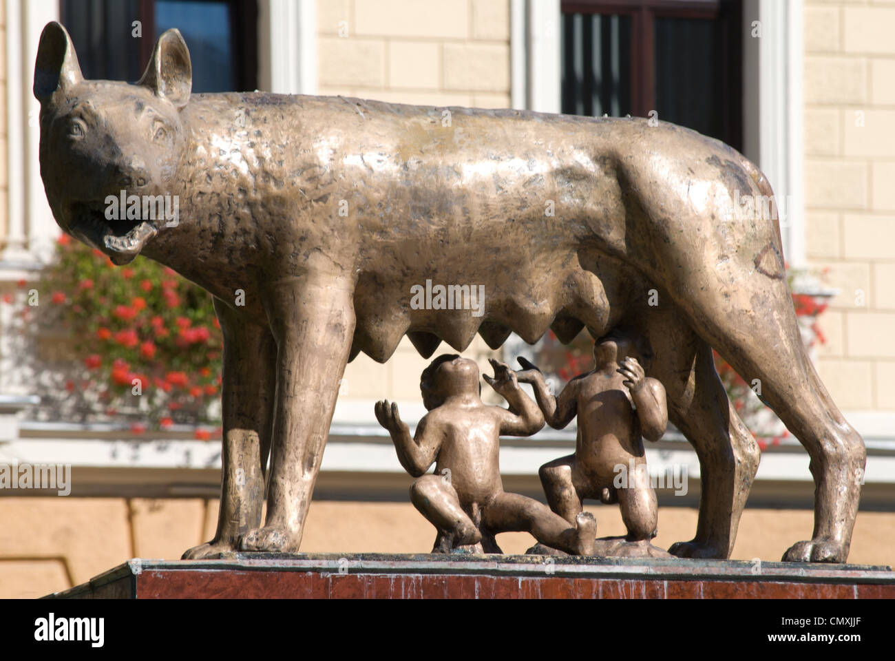 Die Wölfin aus der Legende von Romulus und Remus galt als ein Symbol von Rom aus alten Zeiten Stockfoto Die Wölfin aus der Legende von Romulus und Remus galt als ein Symbol von Rom aus alten Zeiten Stockfoto
