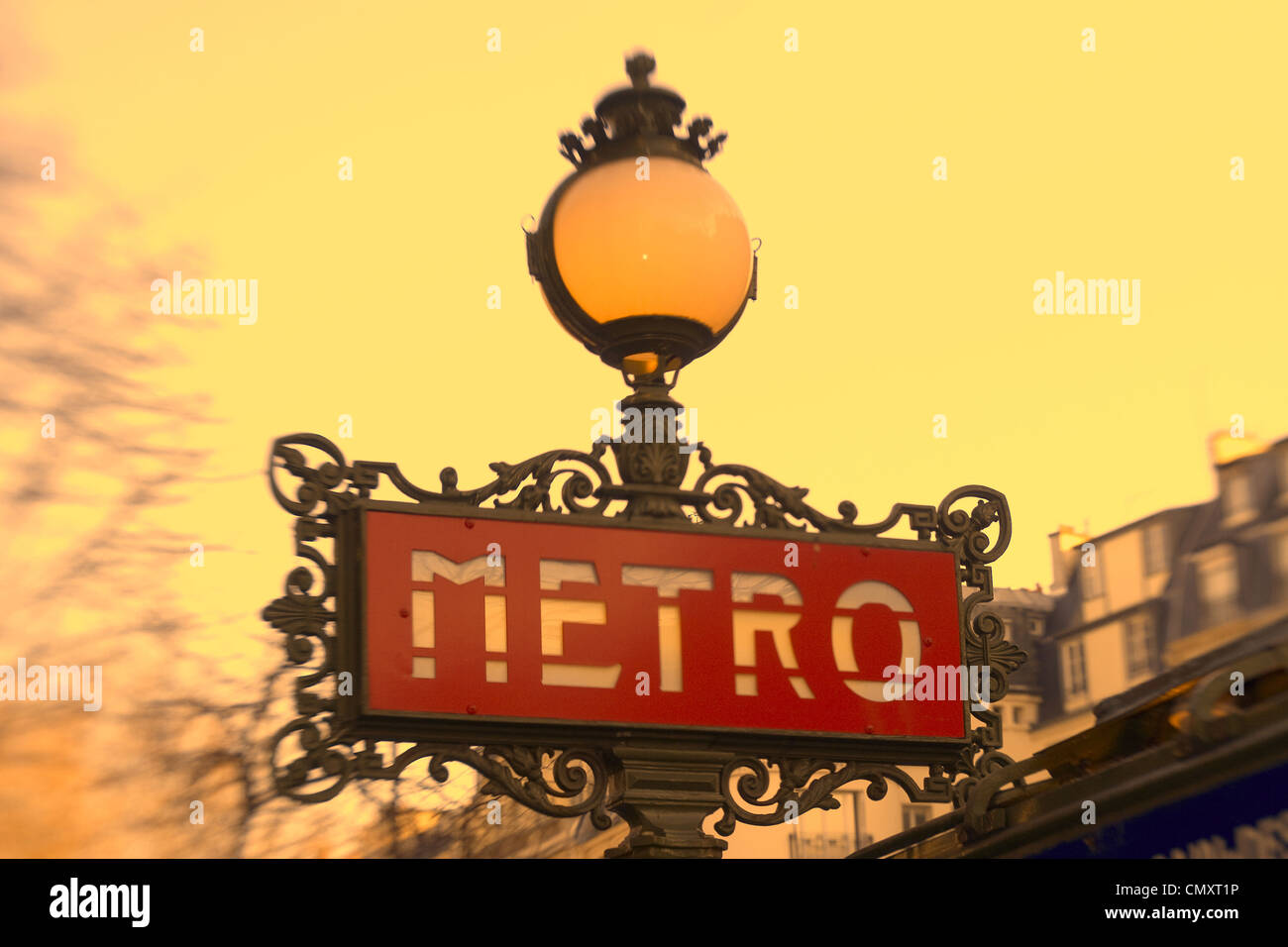 Frankreich Paris St deutschen Metro Zeichen Jugendstil Stockfoto
